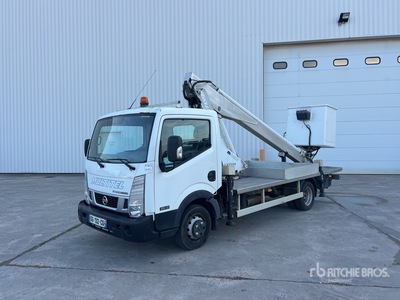 2014 Multitel 160ALU/DS 16 m on 2014 Nissan-Multitel Cabstar-Multitel 4x2 Camion Nacelle Autohoogwerker