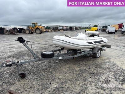2015 Ermarine 360 Cabrio Bay Boat
