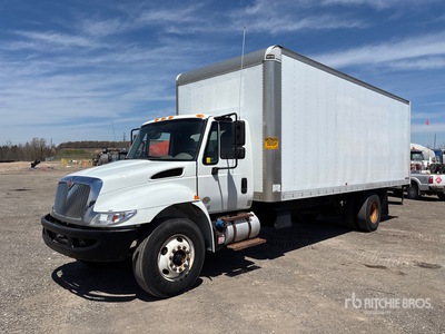 2019 International 4300 4x2 Van Truck