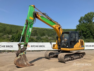 2021 LiuGong 915E Tracked Excavator