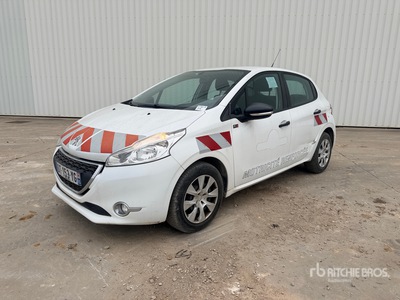 2015 Peugeot 208 Motricité Renforcée Vehicule Utilitaire Cargo Van