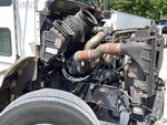 Moteur with Engine - Right Side