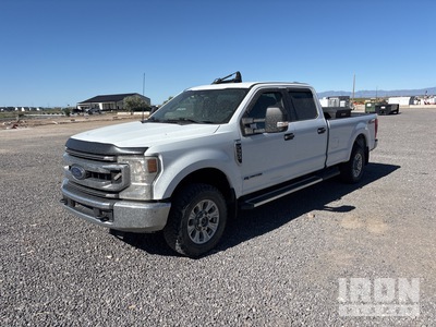 2022 Ford F-350 Super Duty XLT 4x4 Crew Cab Pickup