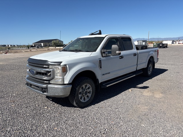 2022 Ford F-350 Super Duty XLT 4x4 Crew Cab Pickup