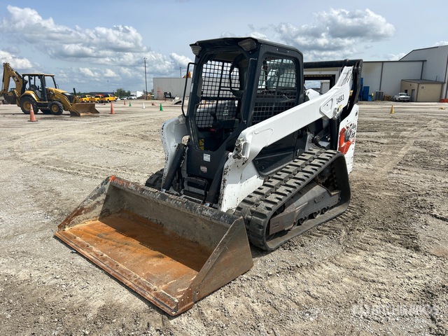 2022 Bobcat T76 Compact Track Loader