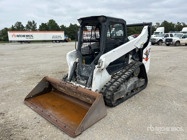2022 Bobcat T76 Two-Speed Compact Track Loader