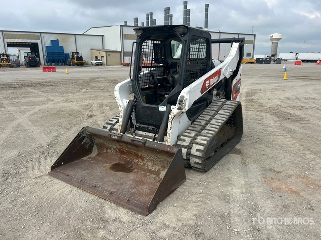 2022 Bobcat T76 Two-Speed Compact Track Loader
