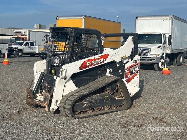 2021 Bobcat T76 Compact Track Loader