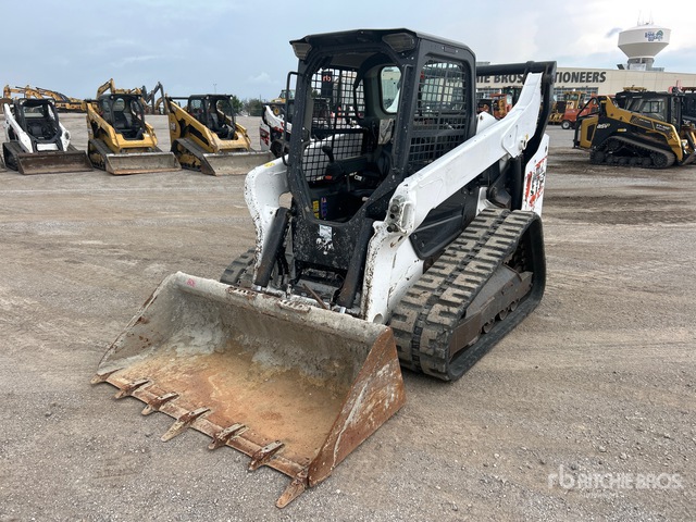 2020 Bobcat T76 Compact Track Loader