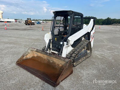 2021 Bobcat T64 Two-Speed Oruga cargadora compacta