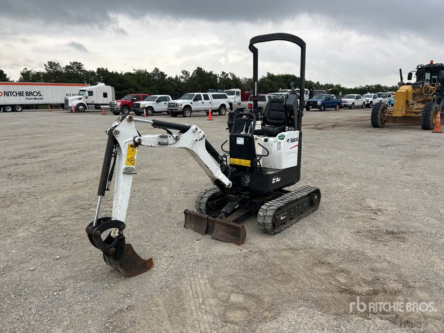 2022 Bobcat E10 Mini Excavator