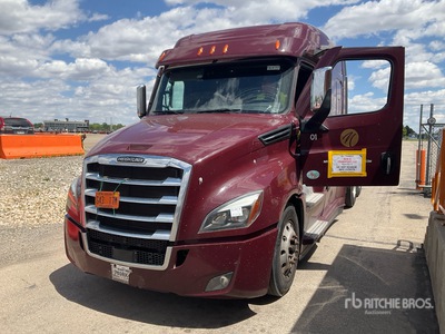 2021 Freightliner Cascadia 126 T/A Sleeper Truck Tractor