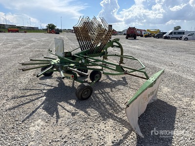2001 Krone Swadro 461 Hay Rake