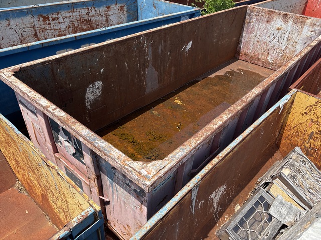 22 ft 6 in 30 cyd Roll-Off Container