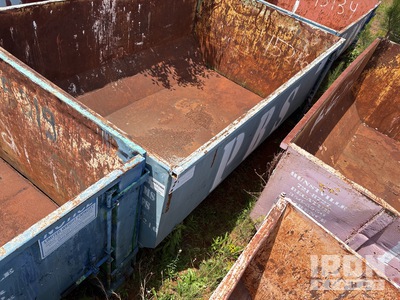 12 ft 6 in 15 cyd Roll-Off Container