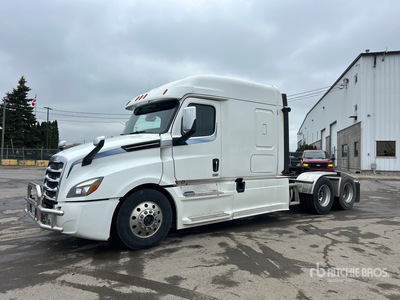 2019 Freightliner Cascadia 126 6x4 T/A Sleeper Truck Tractor