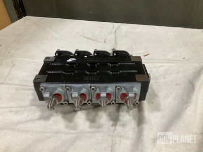 Cargotec 985-4665 Linear Directional Control Valve