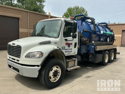 Cusco Fab on 2009 Freightliner M2 106 6x4 Vacuum Tanker Truck