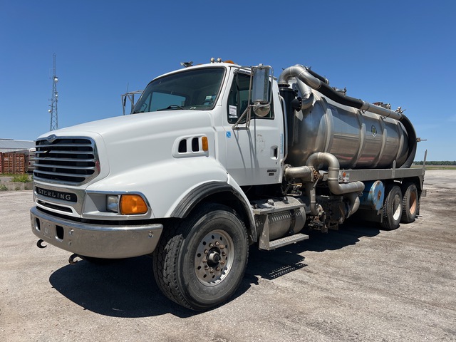 2005 Progress VA72LD 4200 on 2006 Sterling L9500 6x4 Vacuum Tanker Truck