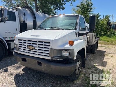 2006 Chevrolet C5500 4x2 Vacuum Tanker Truck