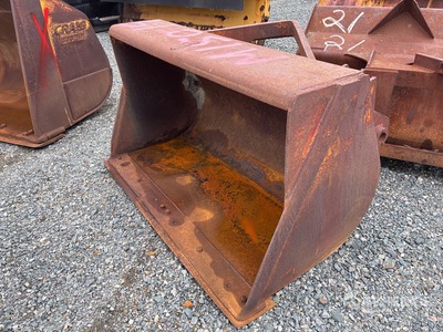 68 in Q/C General Purpose Wheel Loader Bucket