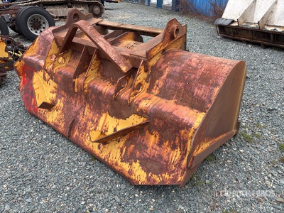 102 in Q/C General Purpose Wheel Loader Bucket
