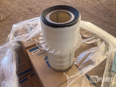 (17) Donaldson Intake Air Cleaner Filter Elements
