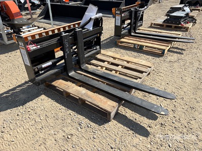 2026 Wolverine PFA-11-3300G 48 in Skid Steer Forks (Unused)