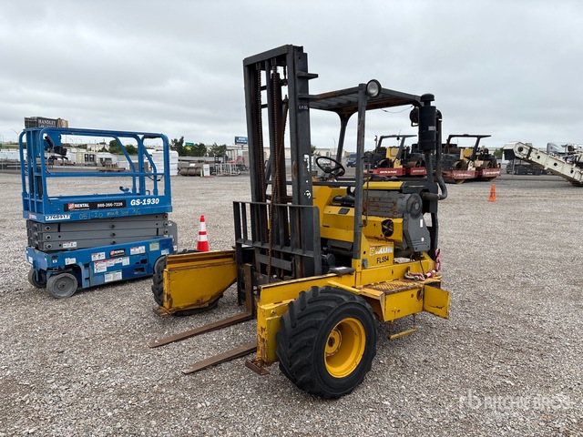 2000 Sellick TMF-55 5500 lb 3x3 Truck Mounted Forklift (Inoperable)
