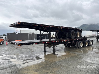 2015 Doepker 32 ft Tri/A Super B-Train Lead Rimorchio a cassone fisso