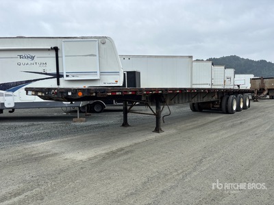 2014 Great Dane 53 ft Tri/A Flatbed Trailer