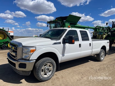 2012 Ford F-350 XLT 4x4 Crew Cab Pick-up