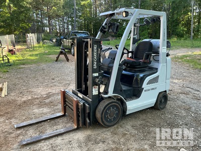 2014 Nissan 1F2UC 4000 lb Cushion Tire رافعة شوكية