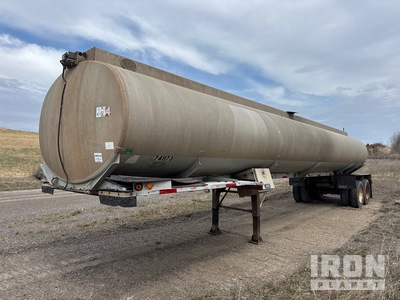 1976 (unverified) Pennco 9200 gal T/A Tanker Trailer