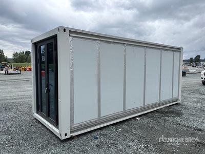 20 ft x 7 ft 2 in Folding Tiny House (Unused)