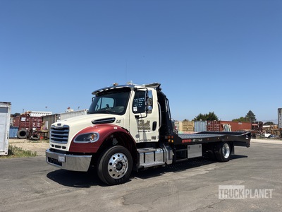 2024 Freightliner M2106 M2 106 Plus 4x2 Retriever شاحنة سحب مسطحة