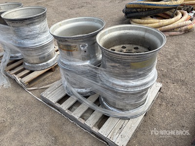 Quantity of (4) Aluminum Roues