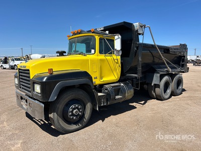 2000 Mack RD688S 6x4 Tipper Truck
