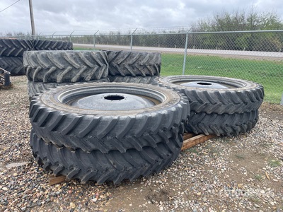 Quantity of (4) 380/90R54 Tyres - Fits Agrifac Condor