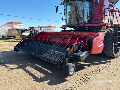 2024 Case IH 3016 Series II 15 ft Moissonneuse-batteuse Pickup Header