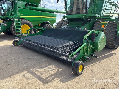 2017 John Deere 615P 15 ft Combine Pickup Header