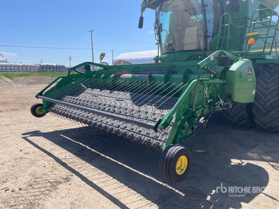 2014 John Deere 615P 15 ft Encabezado de recogida combinada