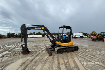 2020 John Deere 50G Mini Excavadora