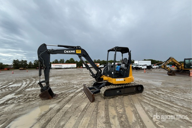 2020 John Deere 50G Mini Excavator