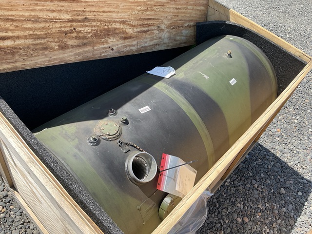 Oshkosh 1339300 Engine Fuel Tank