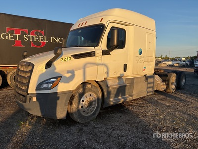 2019 Freightliner Cascadia 126 6x4 T/A Sleeper Truck Tractor