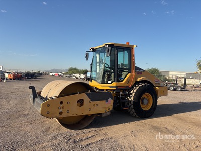 2018 Volvo SD115B Smooth Drum Compactor