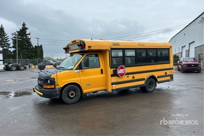 2013 Chevrolet Express 4500 4x2 20-Seat School Bus
