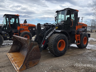 2023 Doosan DL220-7 Wheel Loader