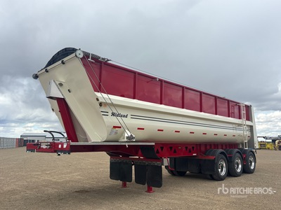 2025 Midland SLX3 35 ft Tri/A End Dump Trailer